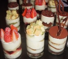 Menyajikan Tiramisu Yang Cantik