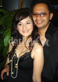 Mona Ratuliu Dibikin Bingung Anak