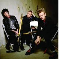 Sum 41 Gila-gilaan Konser di Jakarta