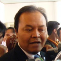 BBM Naik, Ketua MPR Usulkan DPR Panggil Menteri ESDM