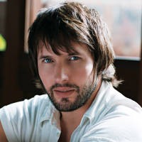 James Blunt Mengurung Diri di Kamar