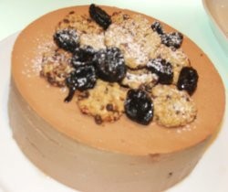 Prune Chocolate Cake nan Dahsyat