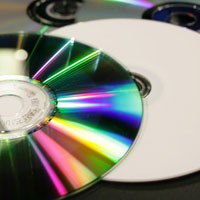 Jual Film Secara Ilegal di Internet Berujung Bui