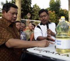 Profesor Nakoela: Joko Suprapto  Harus Tulis Teorinya di Media