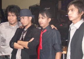 Band Baru Populerkan Lagu ML