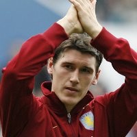 Barry Tergiur Pindah ke Liverpool