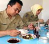 Krengsengan Kepala Kambing Pak Wi, Nyam...Nyamm..