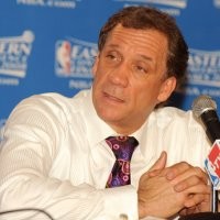 Pistons Pecat Pelatih 
