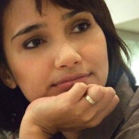 Feby Febiola Sembunyi di Balik Layar