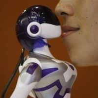 Robot Wanita Siap Kencani Para Jomblo