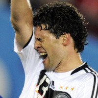 Ballack Tak Keberatan Jadi Underdog