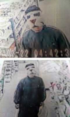 Pencinta Hewan Rampok Toko Demi Hewan Piaraan