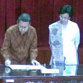 109 Kebijakan Ekonomi Harus Dibereskan Sri Mulyani 