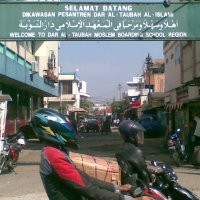 Warga Saritem Ancam Sisir Panti Pijat di Bandung