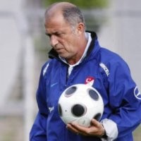 Rekor Terim Atas Loew Lebih Baik 