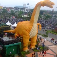 Liburan Bersama Dinosaurus