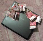 Laptop dan Uang Mardiyanto Amblas Saat Ditinggal Ambil Gaji