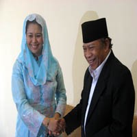Surabaya & Sidoarjo, Kota Pertama Kampanye Achsan