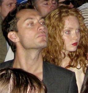 Jude Law Kencani Model 20 Tahun