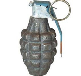 Penggali Sumur Temukan 2 Granat Aktif