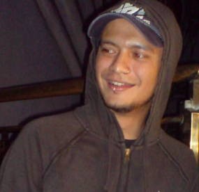 Jari Tangan Bengkak, Eno Netral Vakum Ngedrum