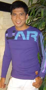 Gosip Gay Bikin Karir Krisna Mukti Hancur