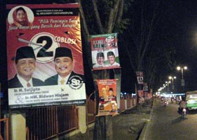 Poster SR di Kediri Dibakar Orang Tak Dikenal 