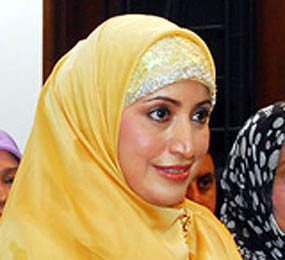 Makanan Mewah Diana Hidayat