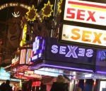 Ikut Kompetisi Oral Seks, 9 Wanita Ditahan 