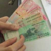 Rupiah Terangkat ke 9.135/US$