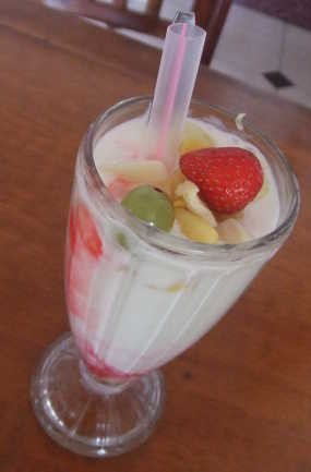 Yoghurt Cocktail BMC yang Yummy 