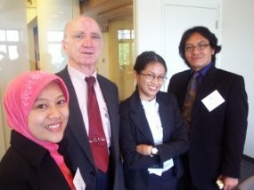 Piknik ke AS yang Menegangkan