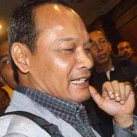Azirwan Siapkan Rp 9 M untuk Suap Pemerintah & DPR