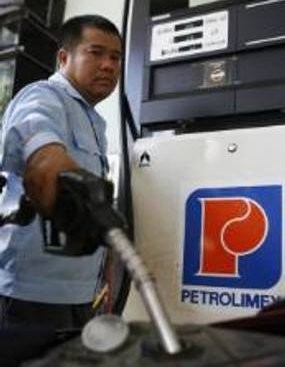 Vietnam Naikkan Harga BBM 30%