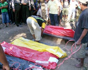 Usai Diotopsi, 4 Jenazah Masih Disimpan Polisi