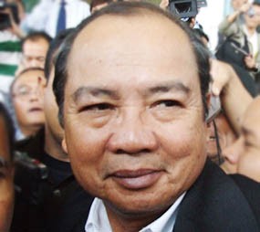 Burhanuddin & Maman Saling Lempar Tanggung Jawab Soal Dana BI
