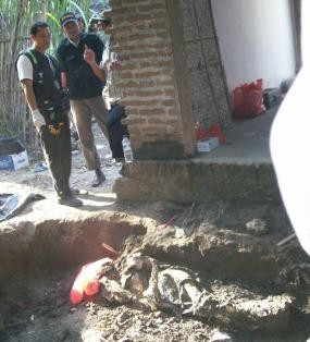 Diduga Ada Mayat yang Disimpan Ryan di Dalam Septic Tank