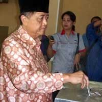 Tim PDIP Tepis Hasil Quick Count yang Mengalahkan SR
