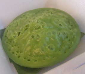 Pandan dan Suji Dalam Serabi 