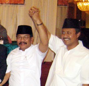 KarSa Menang Telak di Kampung Halaman SBY