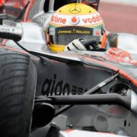 Safety Car Nyaris Jadi Korban Hamilton