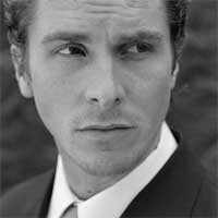 Christian Bale Aniaya Keluarga Gara-gara Uang