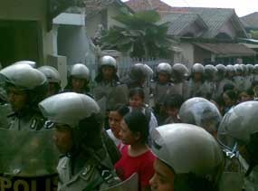 Tawuran di Kampus SETIA, 1 Polisi Dihakimi Massa