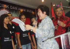 Apa Kabar Kasus 27 Juli, Bu Mega?