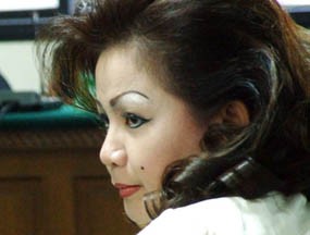 Hukuman Artalyta Kurang Berat