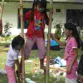 3 Ribu Anak Korban Banjir Bergembira Bersama Mensos