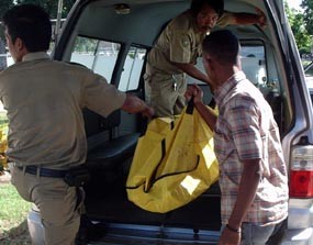 Mayat Pria Dalam Karung Gegerkan Warga Situbondo