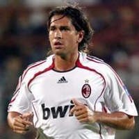 Milan Terancam Krisis Lini Depan