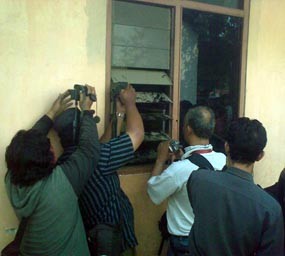 Gali Kamar Ryan, Polisi Temukan Martil dengan Bercak Merah