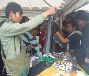 Berburu Diskon di Kickfest 2008